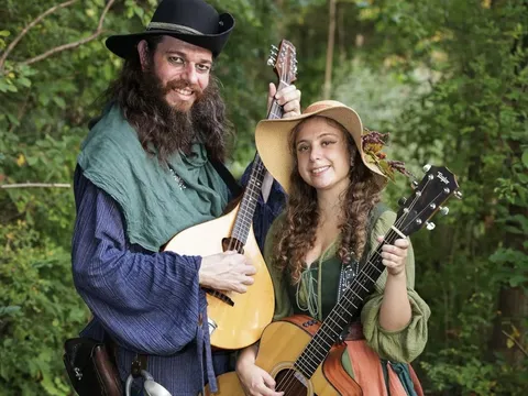 The Foxy Bard & Twig