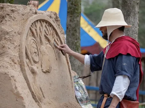 Sand Sculptures by Albert Lucio